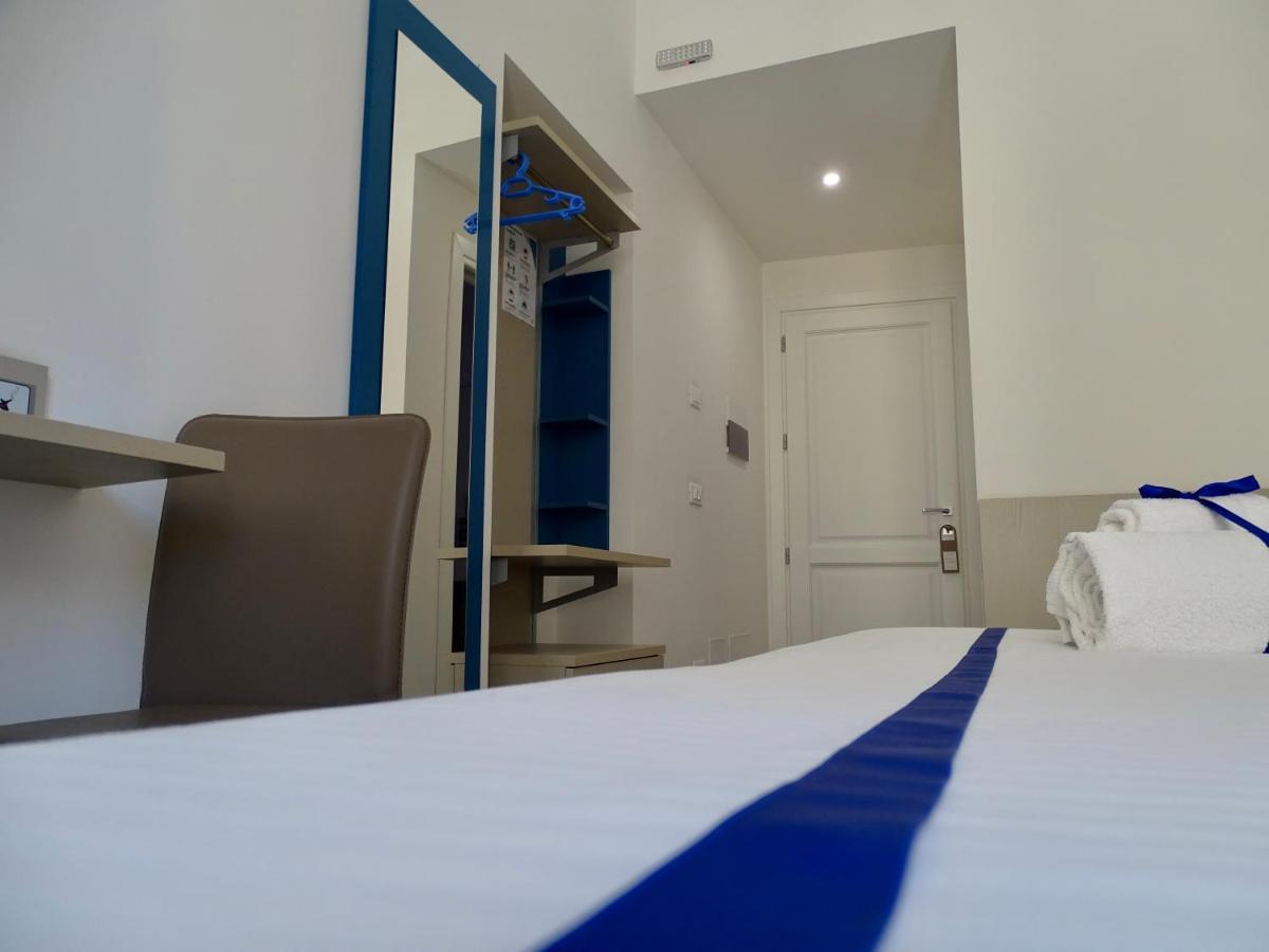 Le Quattro Stagioni - Rooms & Suites Palermo Exterior foto
